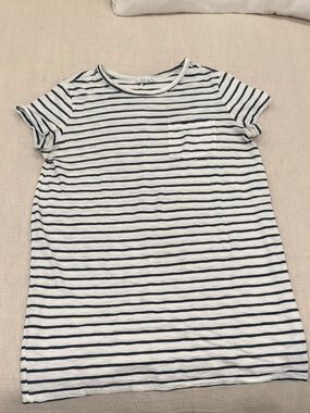 Woman’s GAP 100% Cotton Navy & White Striped T-Shirt Dress M Petite- Gently worn